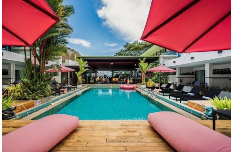 Готель Cc`s Hideaway Hotel, 4★